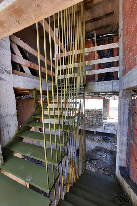 escalier suspendu