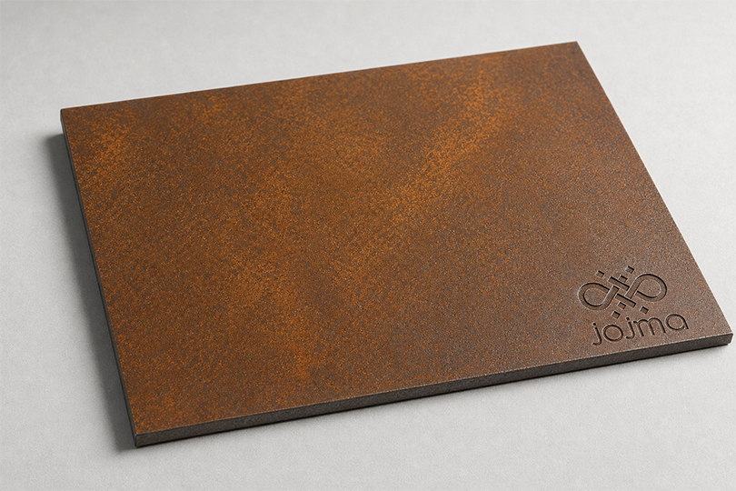 Échantillon d’acier Corten à patine rouille pour escalier hélicoïdal sur mesure